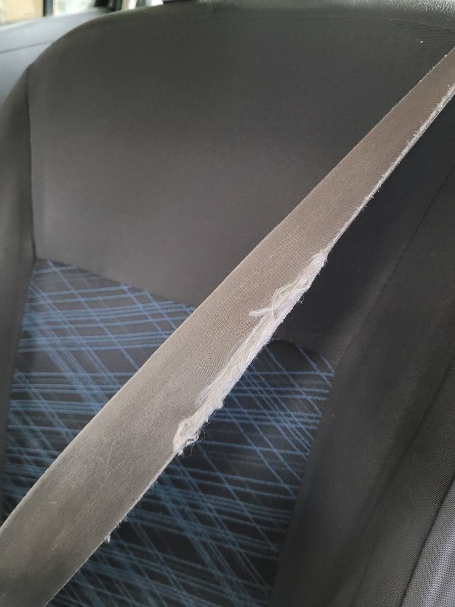 Zoom sur les ceintures de sécurité : détail des défaillances majeures et  des défaillances critiques pour le contrôle technique Autosur Martigues 13  - Centre de contrôle technique Autosur à Martigues 13 - AUTOSUR Martigues